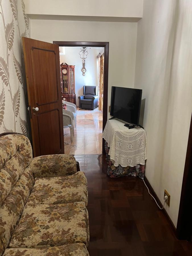 Angie'S Apartment ฟุงชาล ภายนอก รูปภาพ