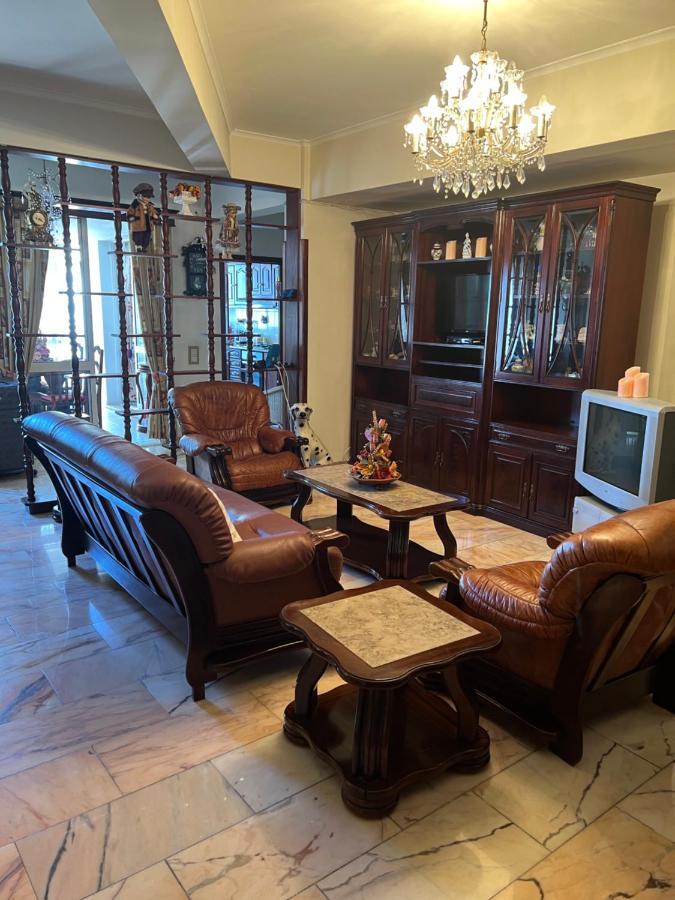 Angie'S Apartment ฟุงชาล ภายนอก รูปภาพ